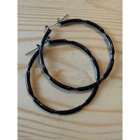 Black & Silver Bamboo Style Hoop Earrings - Picture 1 of 6